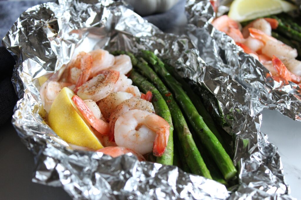 How to grill shrimp in foil